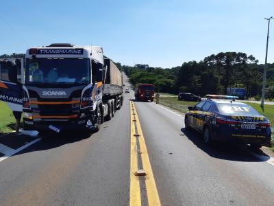 Laranjeiras: Acidente na BR 277 no trevo de acesso a Marquinho deixa duas pessoas gravemente feridas